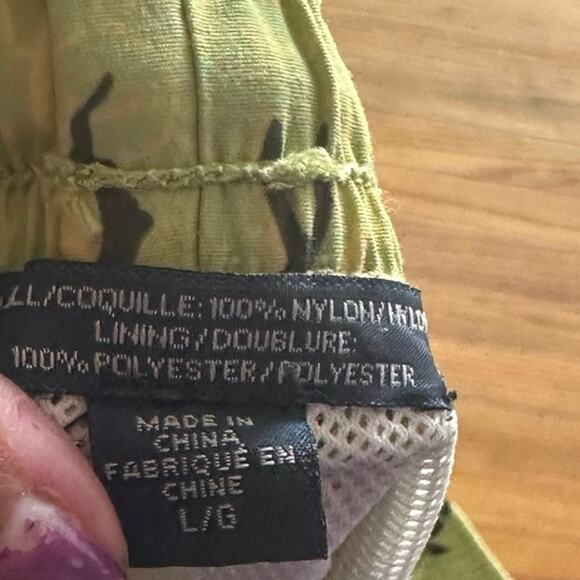 Grayers Light Green Fish Print Swim Trunks – Size L - Picture 7 of 7